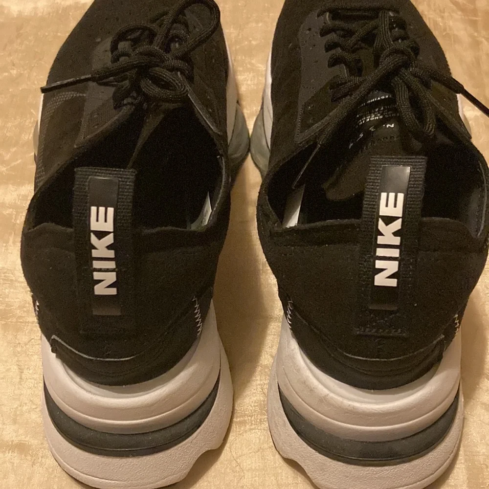 Nike Air Zoom Type Black White Gray Anthracite CJ2033-001 Men's Size 13